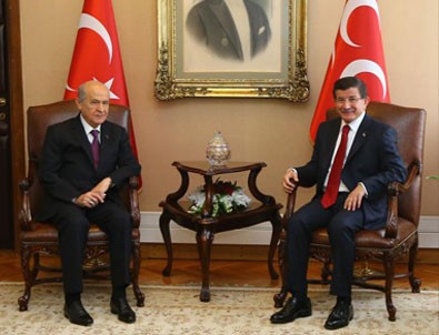 MHP ile görüşen Başbakan'dan ilk açıklama