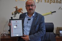 MEZAR TAŞI - Sarıveliler Belediyesi, Karacaoğlan İsminin Patentini Aldı