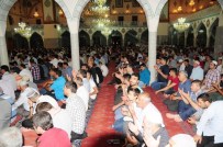 ULU CAMİİ - Van'da Kadir Gecesi'nde Camiler Doldu Taştı