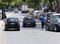 OTOPARK ÜCRETİ - Ankara'da Yol Kenarı Otoparklarının Ücretsiz Olması