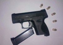 SELAHATTIN EYYUBI - Diyarbakır'da Çeşitli Suçlardan Aranan 12 Kişi Yakalandı