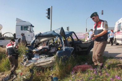 Gölbaşı'nda Trafik Kazası Açıklaması 5 Yaralı