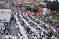 KURUÇEŞME - İzmit Belediyesi Binlerce Kişiyi İftarda Buluşturdu