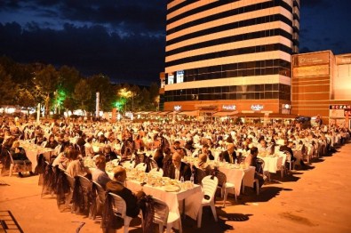 Kastamonu Belediyesi, Personeliyle İftarda Buluştu