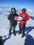 KADIN SPORCU - Kuşadalı Sporcular Elbruz Dağı'nda