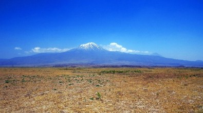 Ordulu Dağcı Ağrı'nın Zirvesinde