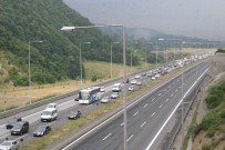 TEM OTOYOLU - TEM Otoyolu'nda bayram yoğunluğu başladı