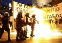 Yunanistan karıştı! Ortalık savaş alanı