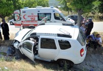 BERK YıLMAZ - 3 Araç Birbirine Girdi Açıklaması 8 Yaralı