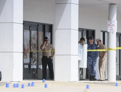 ABD'de askeri tesiste ateş açıldı: 5 ölü