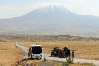 TACİZ ATEŞİ - Ağrı'da Askere Taciz Ateşi