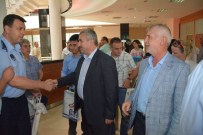 BAYRAM ÇİKOLATASI - Başkan Baran, Belediye Personeli İle Bayramlaştı