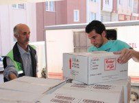 SELAMET - Hayat Ağacı Derneği'ne Bayram Çikolatası Gönderdi