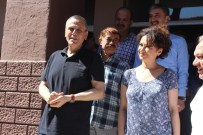 NAZMI GÜNLÜ - Kaymakam'dan Ağlatan Veda