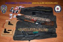 SİLAHLI KAVGA - Muş'ta Ailelerin Kavgasında Silahlar Ele Geçirildi