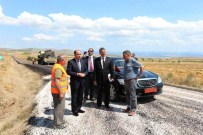 HALIL ÇOMAKTEKIN - Vali Çomaktekin Köy Yollarındaki Asfalt Çalışmalarını İnceledi