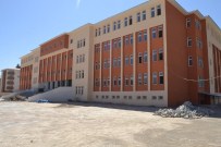 Yüksekova 'Eğitim Yuvası' Haline Geldi