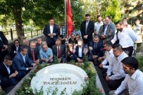 BBP Genel Başkanı Destici, Bayram Namazını Tacettin Dergahında Kıldı