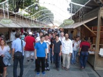SULTAN AHMET CAMİİ - Beyaz Kalpler İstanbul'u Gezdi