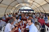 ADEM YEŞİLDAL - Reyhanlı'da Protokol Halkla Bayramlaştı