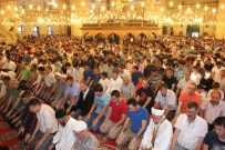 SELIMIYE CAMII - Selimiye Camii Doldu, Taştı
