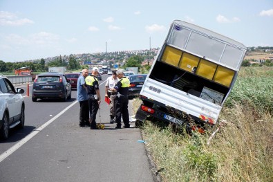 Tekirdağ'daki Trafik Kazasında 3 Kişi Yaralandı