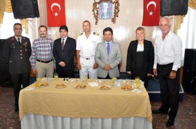 Urla'da Bayramlaşma Töreni