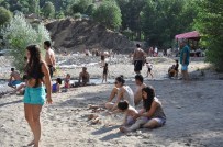 PÜLÜMÜR ÇAYı - Tunceli'de Sıcak Hava Etkili Oluyor