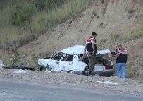 RESUL KARA - Adana'da Trafik Kazası Açıklaması 2 Ölü, 5 Yaralı
