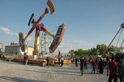 Bayram Tatilini Fırsat Bilenler Eğlence Merkezlerine Koştu