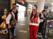 SUZAN KARDEŞ - Forum Trabzon'un Ramazan Etkinliklerini 7'Den 70'E Herkes Çok Sevdi