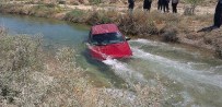 Otomobil Sulama Kanalı Düştü Açıklaması 3 Yaralı