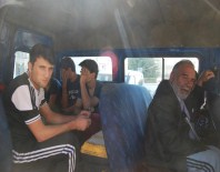 MİNİBÜS ŞOFÖRÜ - 16 Kaçak Göçmen Yakalandı