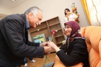 Bayraklı Belediyesi'nden 555 Bin Liralık Destek