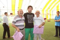 KUPA TÖRENİ - Çarşıbaşı'da Kaymakamlık Futbol Turnuvası Sona Erdi