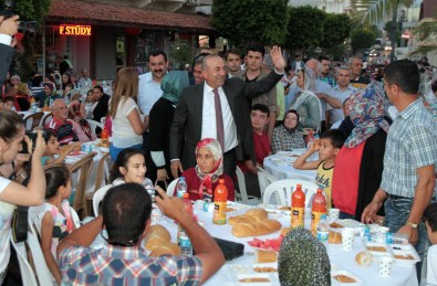 Dışişleri Bakanı Çavuşoğlu, Antalya'da