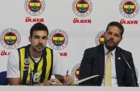 Fenerbahçe'nin Yeni Transferi İmzayı Attı