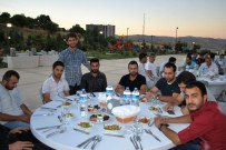 AHMET DEMİR - Mardin'deki Dicle Elektrik Çalışanları, İftarda Buluştu