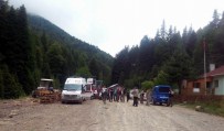 AMBULANS HELİKOPTER - Ormanda Yaralanan Gencin Yardımına Ambulans Helikopter Yetişti