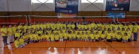 ENGELLİ ÇOCUK - Üsküdar'da Yaz Spor Okulu Zamanı