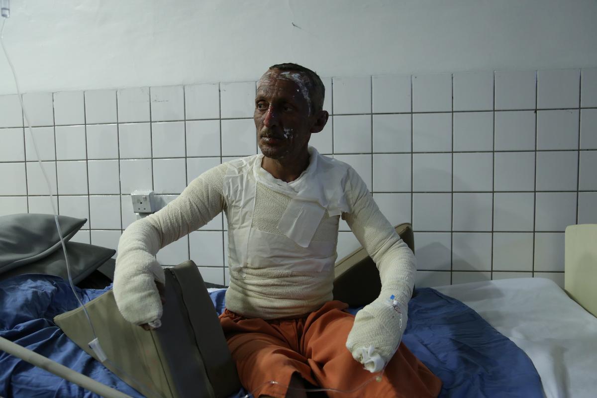 Oğlunu kaçıran PKK'yı protesto için kendini yaktı