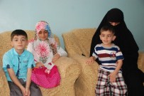 AYTAÇ BARAN - Aytaç Baran'ın Ailesi Bayramı Buruk Geçirdi