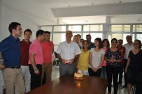 KOL SAATI - Başkan Kale'ye Sürpriz Doğum Günü