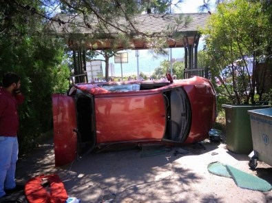 Bursa'da Takla Atan Araç