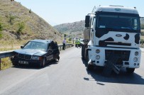 GÖKÇEÖREN - Manisa'da Trafik Kazası Açıklaması 4 Yaralı