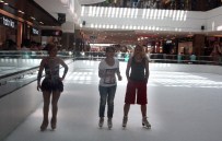 Sanko Park'ta Buz Pateni Gösterisi