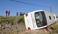 Tur Otobüsü Şarampole Devrildi Açıklaması 19 Yaralı