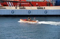 FERİBOT İSKELESİ - Çanakkale'de Kaçak Midye Operasyonu