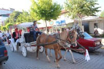 DÜĞÜN KONVOYU - Faytonu Gelin Arabası Yaptılar