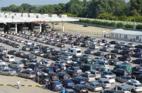 Kapıkule'den araç girişinde tüm zamanların rekoru kırıldı